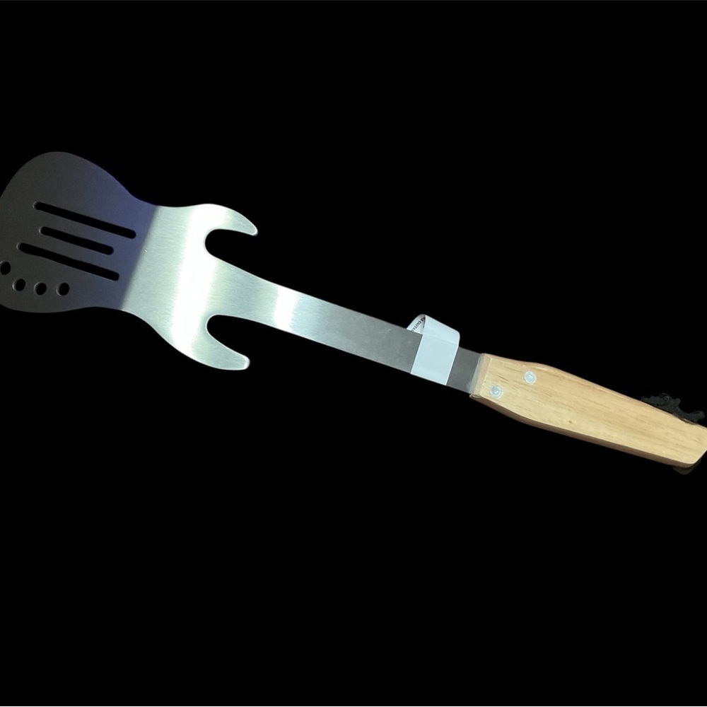 NWT DOLLY PARTON 18” GRILL SPATULA AND TONGS IN THE SHAPE OF GUITAR. GREAT GIFT - Picture 3 of 5
